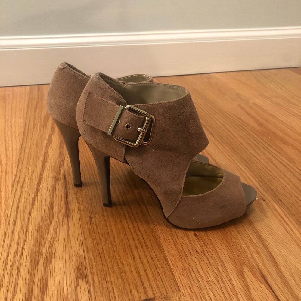 Nine West The Ocean Heels View 2